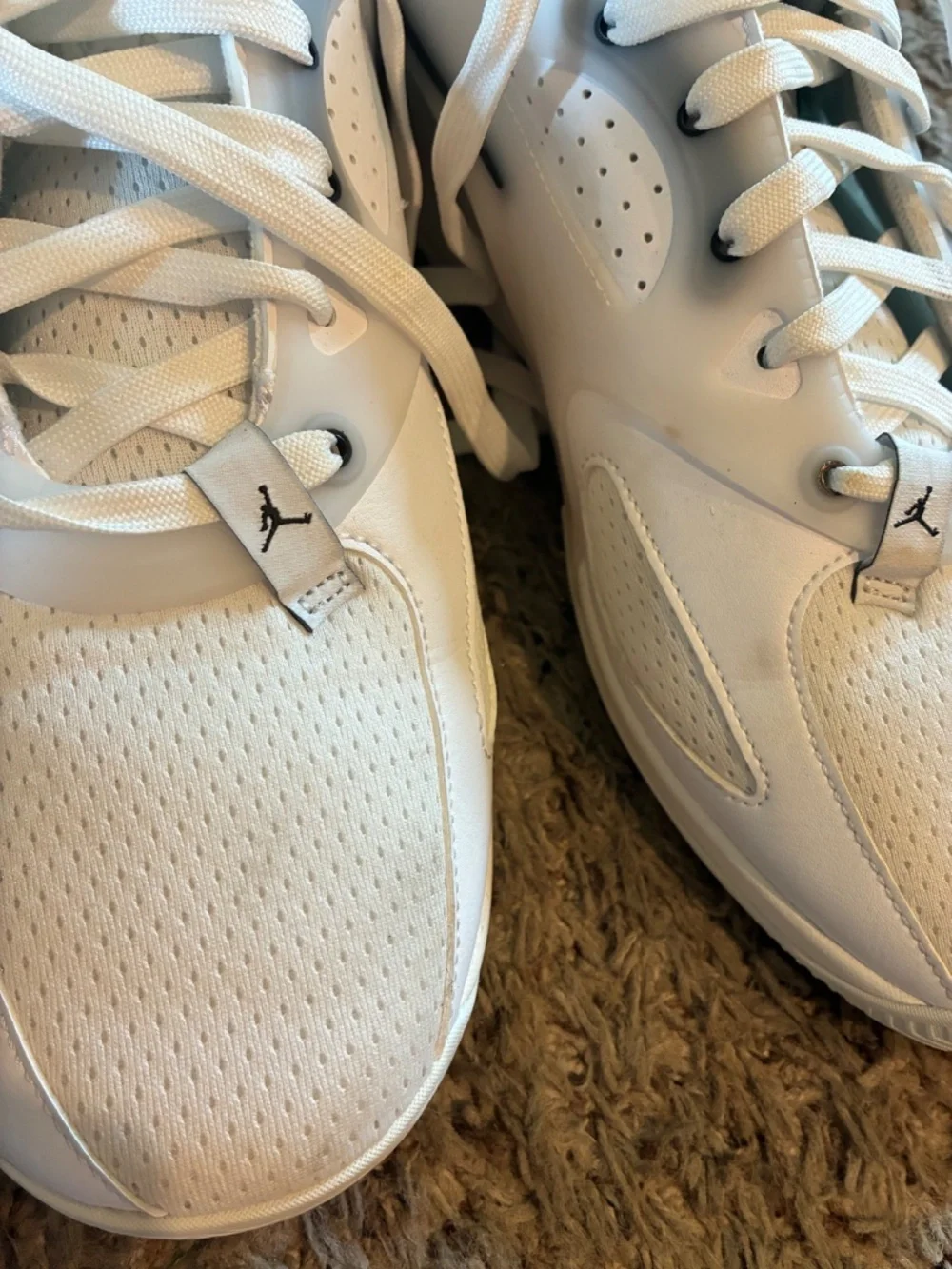Men’s Jordan Heir Basketball shoes, size 12.5
